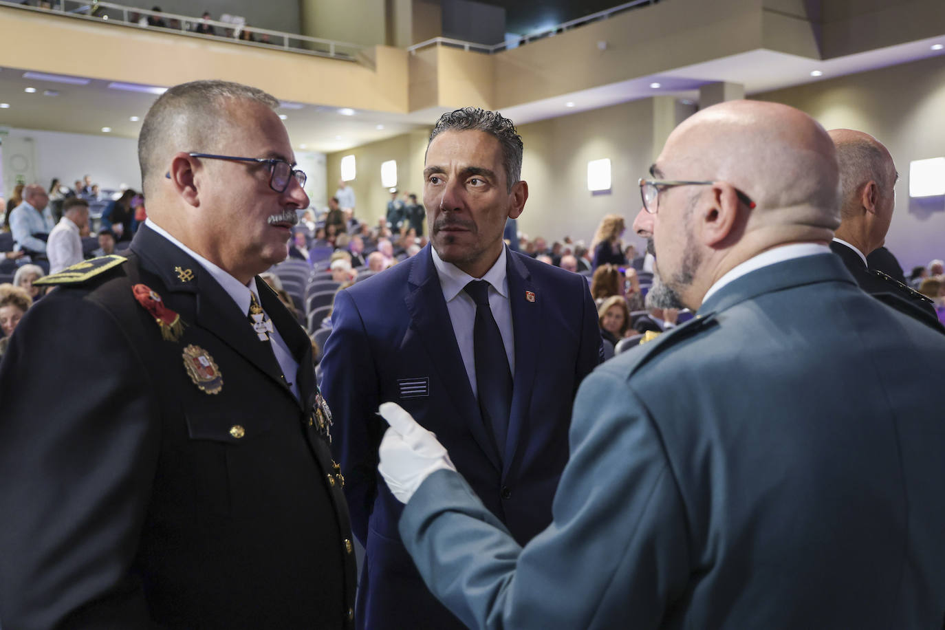 La Guardia Civil celebra el Día del Pilar en Gijón