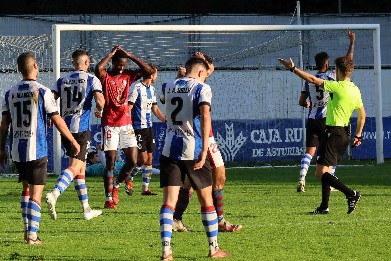 Las mejores imágenes del Real Avilés (2 - 0) Real Ávila