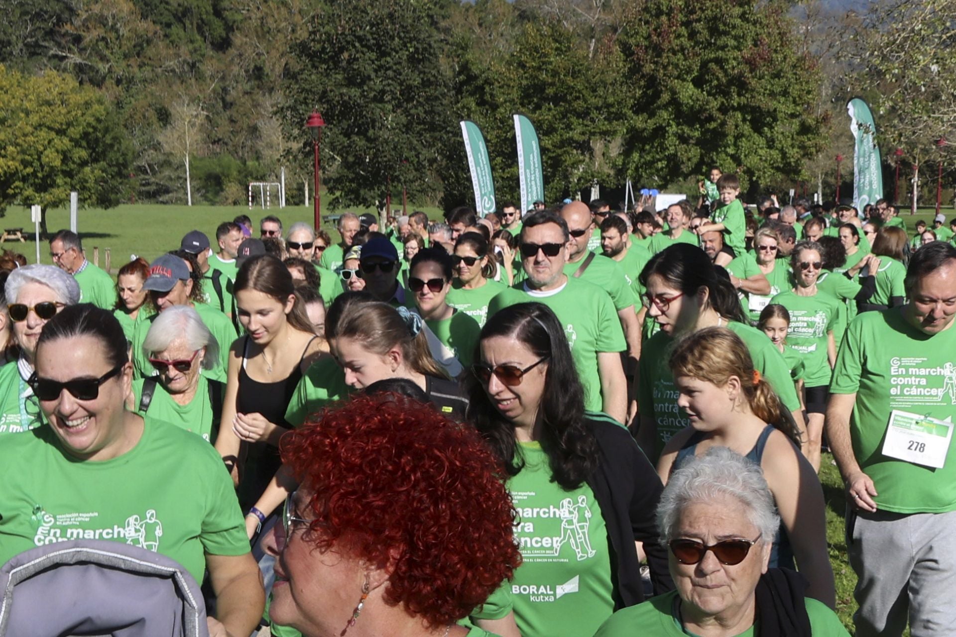 Marea en Villaviciosa por «más investigación» contra el cáncer