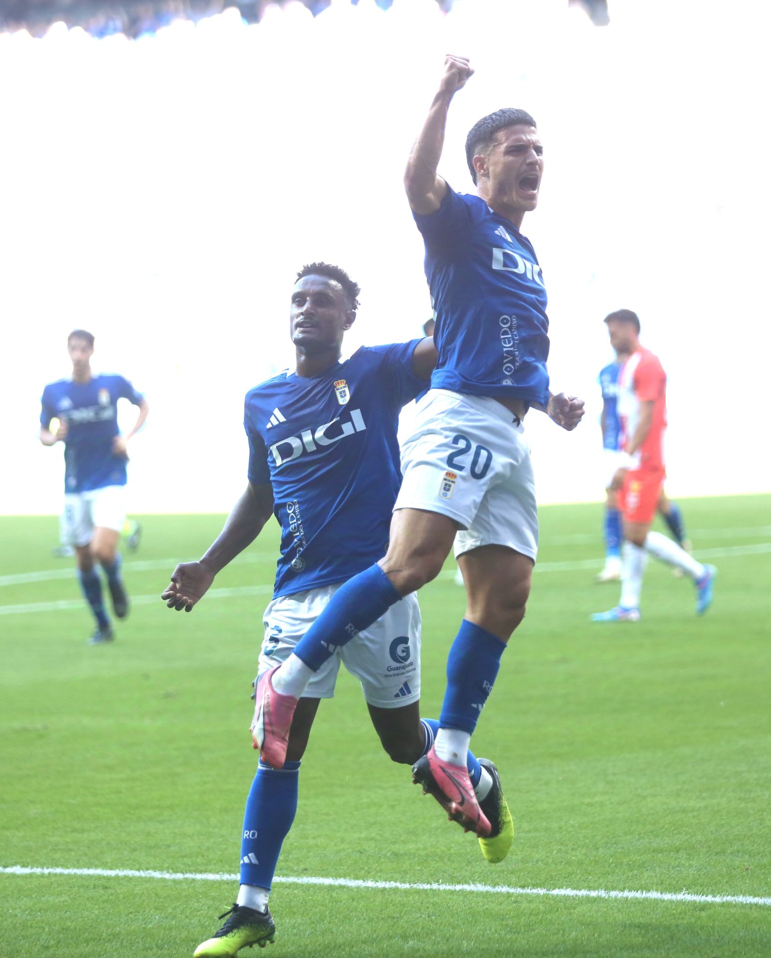 Las mejores imágenes del Real Oviedo contra el Almería (3-2)