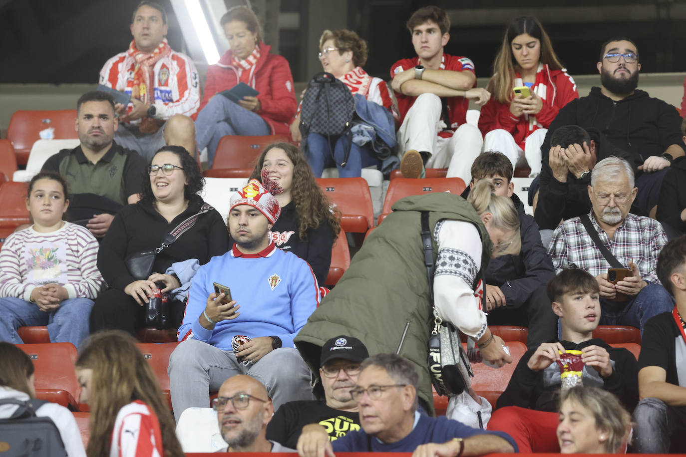 ¿Estuviste en el Sporting - Castellón? ¡Búscate!