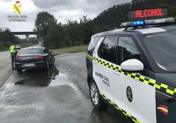 En el mismo sitio y a la misma hora: investigada por segunda vez una conductora que quintuplicaba la tasa de alcohol