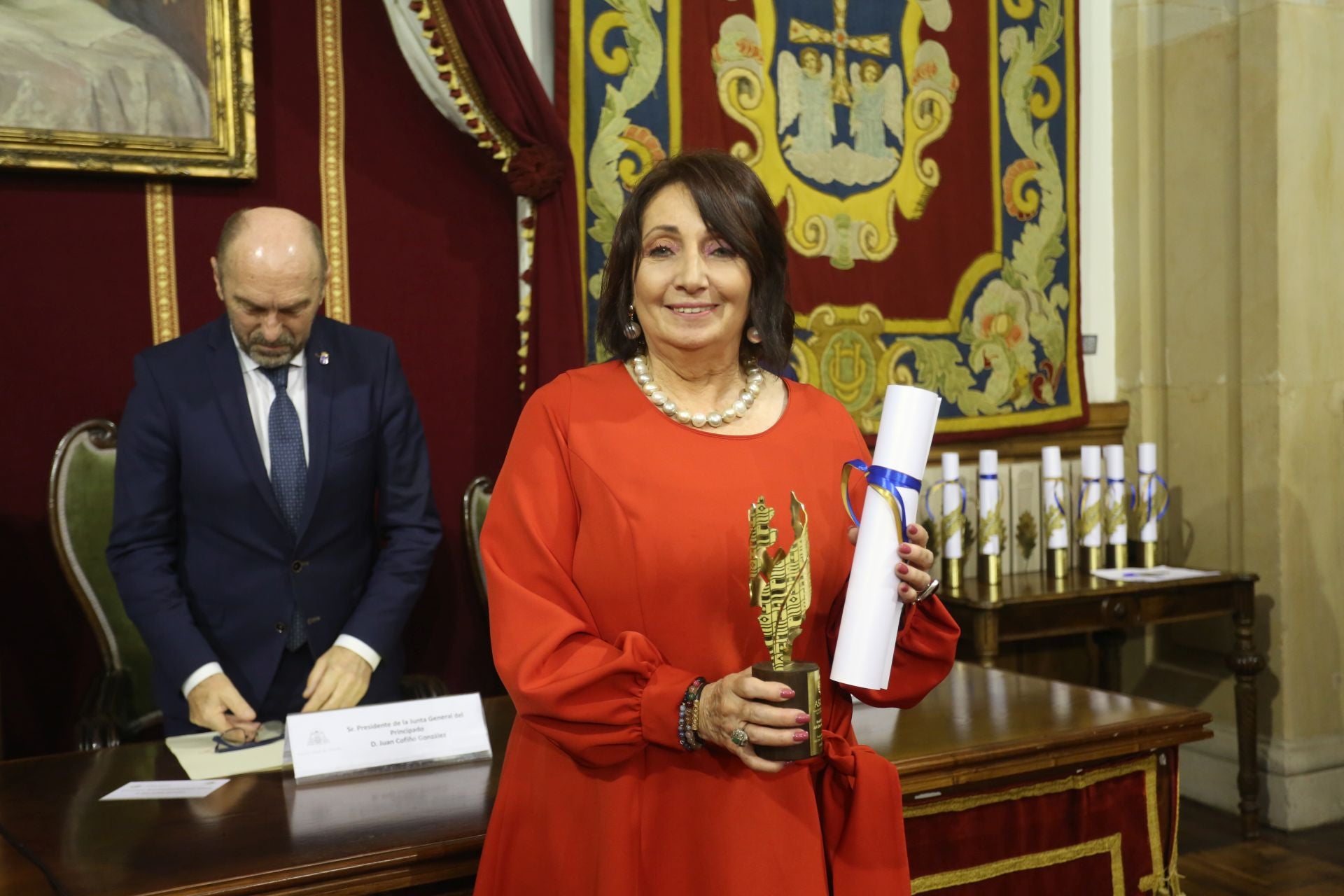 Maribel Verdú, Cayetano Martínez de Irujo o Luis Cobos, en los premios Asicom 2024