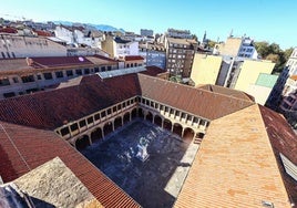 El patio del Edificio Histórico de la Universidad de Oviedo.