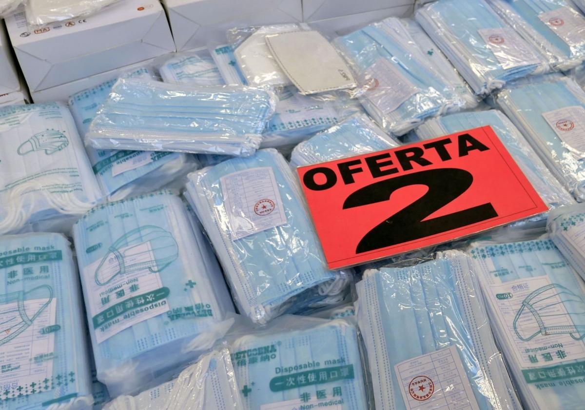 Sanidad, dispuesto a recuperar la mascarilla para atajar los casos de covid y de gripe este invierno