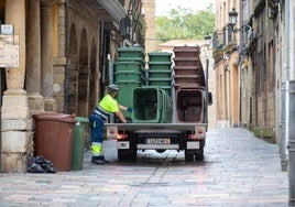 La tasa por la prestación del servicio de recogida de basura subirá 1,05 euros al mesr.