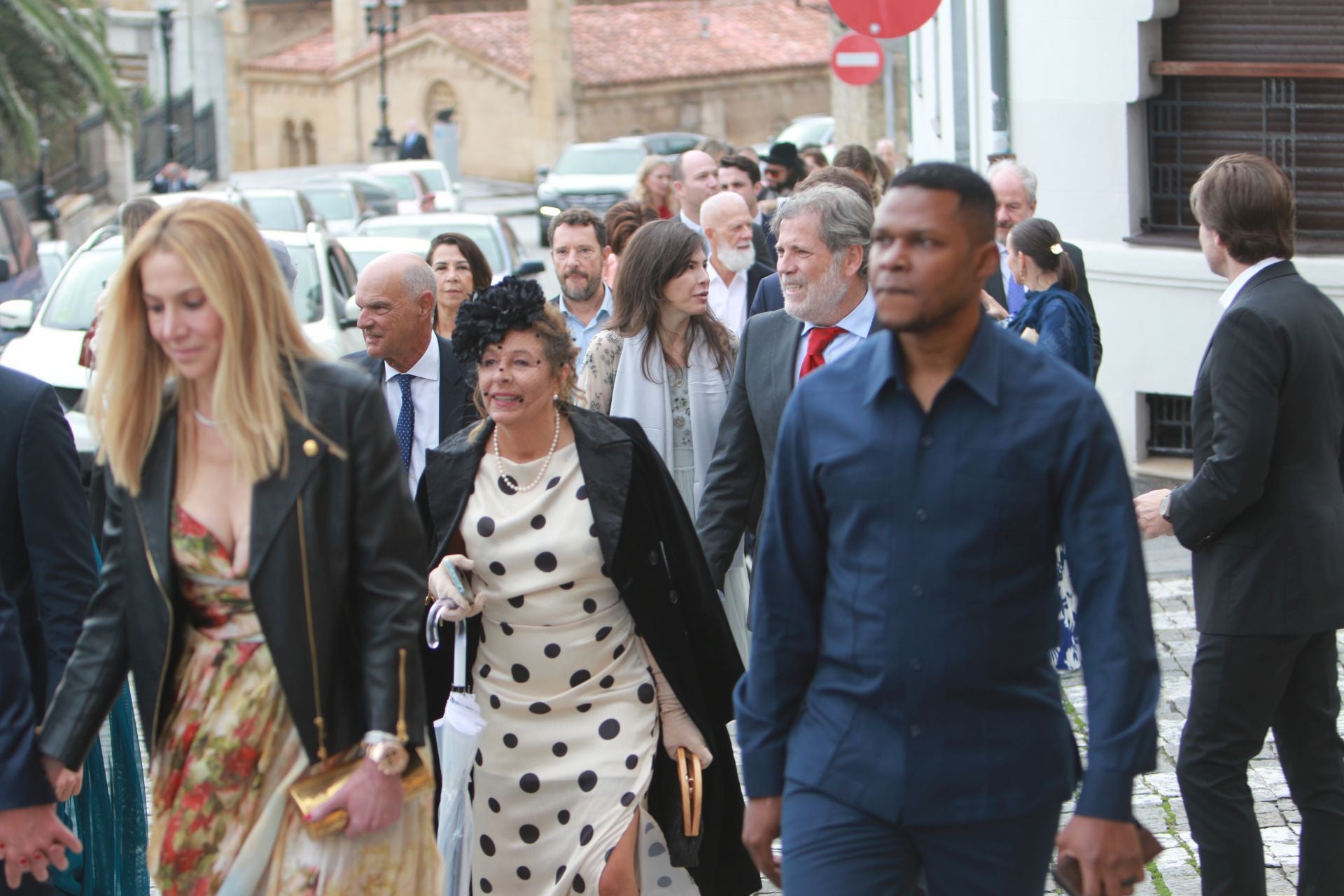 Derroche de estilo y elegancia en una boda con arraigo en Gijón