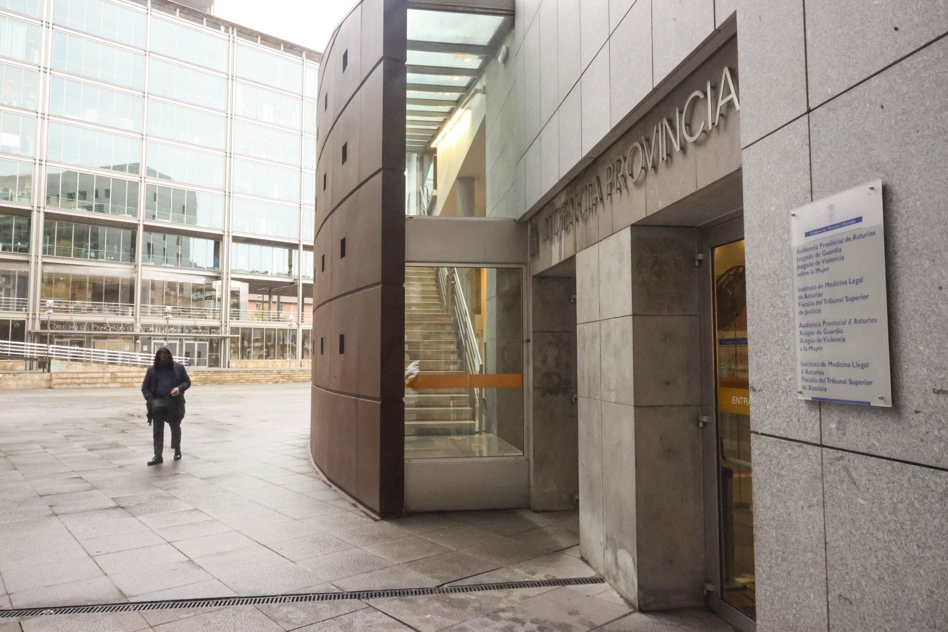 La Audiencia Provincial de Oviedo.