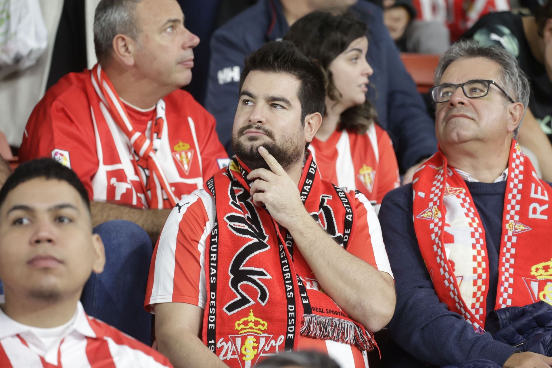 ¿Estuviste en el Sporting - Huesca? ¡Búscate!