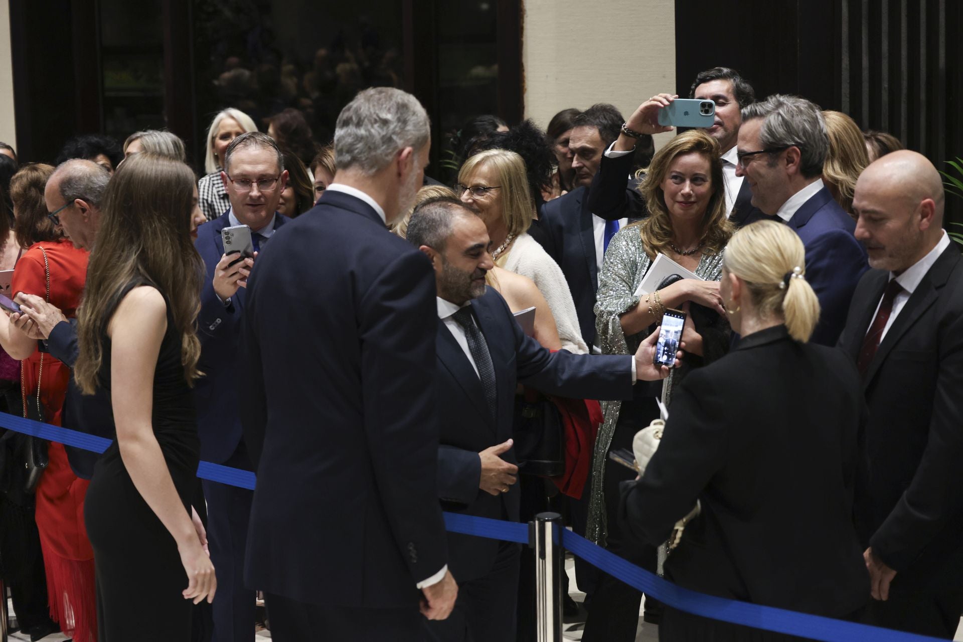 Los estilismos de la Familia Real en el concierto previo a los Premios Princesa de Asturias