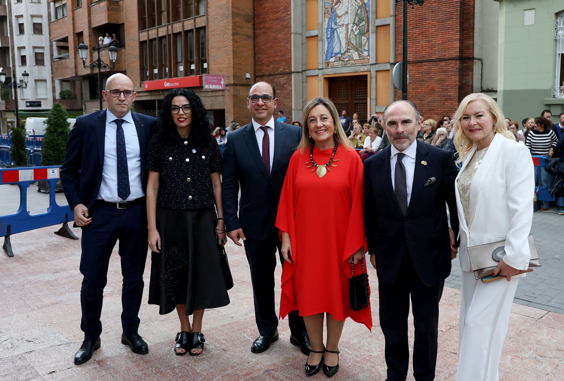 Elegancia y sobriedad entre los invitados al concierto previo a los Premios Princesa de Asturias