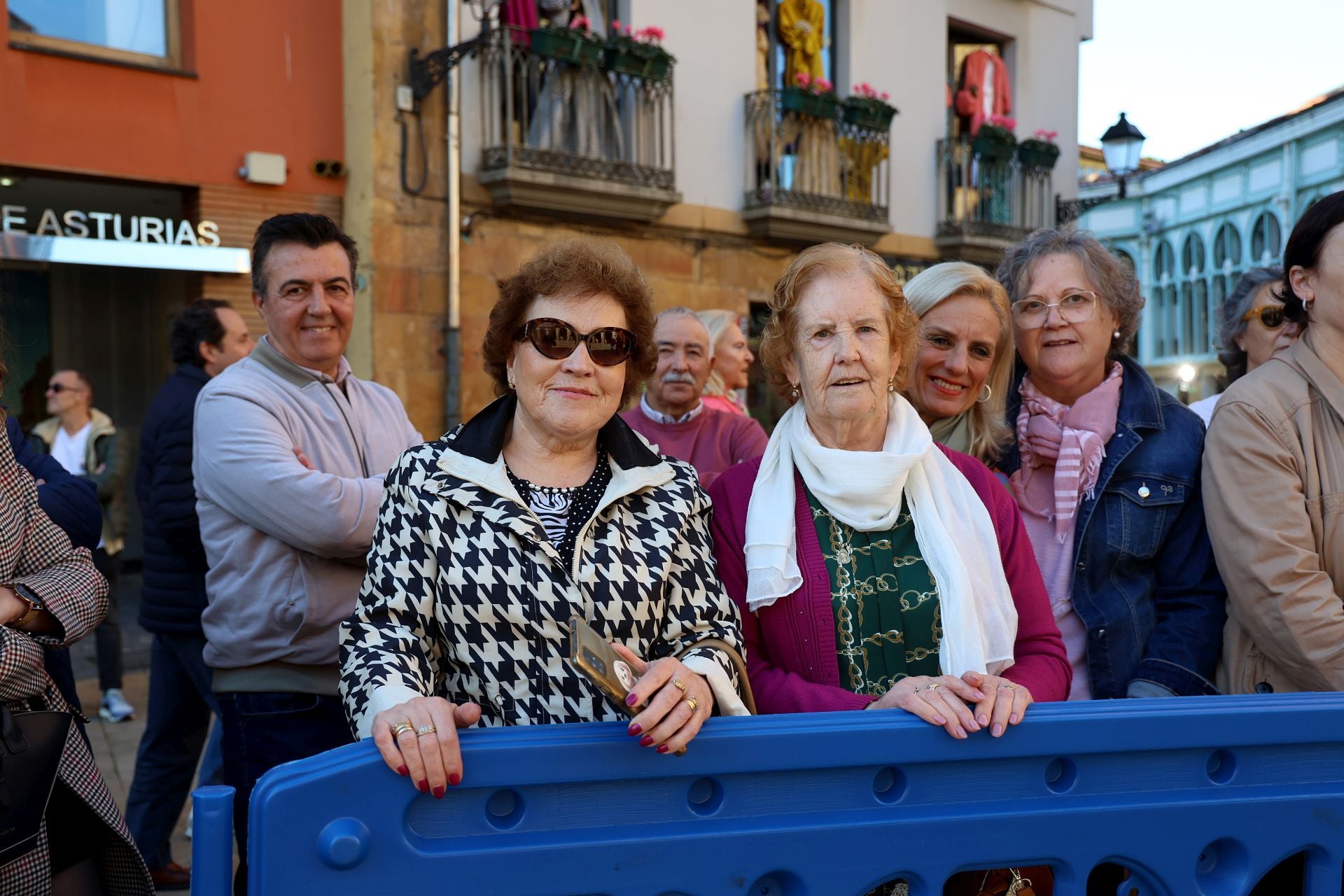 Multitudinario recibimiento a la Princesa Leonor en Oviedo