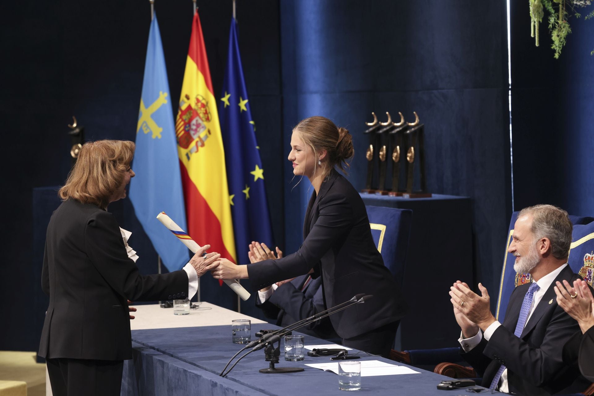 Emoción y sorpresas en la ceremonia de entrega de los Premios Princesa de Asturias