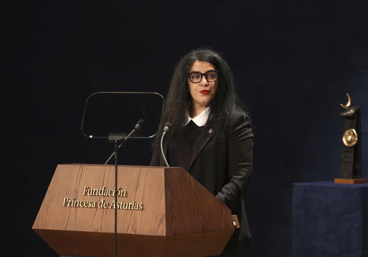 Marjane Satrapi, Premio Princesa de Asturias de Comunicación y Humanidades, pronuncia su discurso.