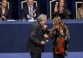 Emoción y sorpresas en la ceremonia de entrega de los Premios Princesa de Asturias