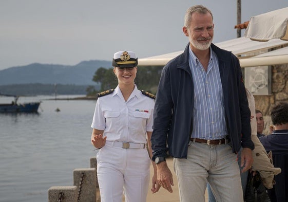 La Princesa Leonor y su padre, el Rey Felipe.