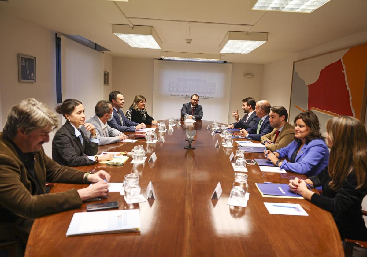 Reunión de la negociación presupuestaria con el PP.