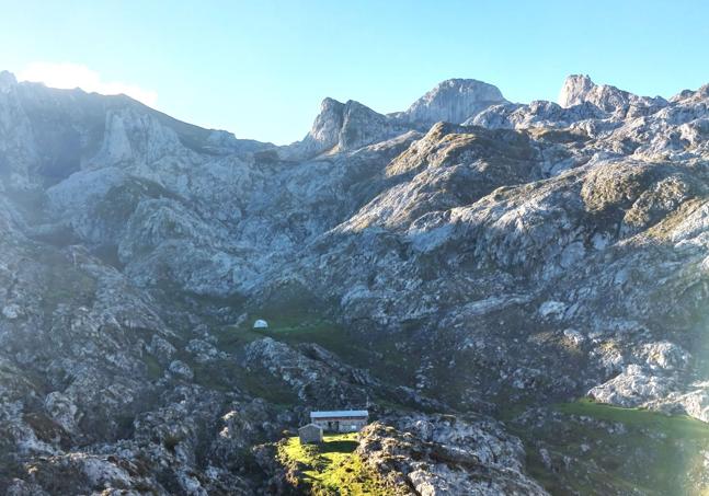 Refugio de Vegarredonda