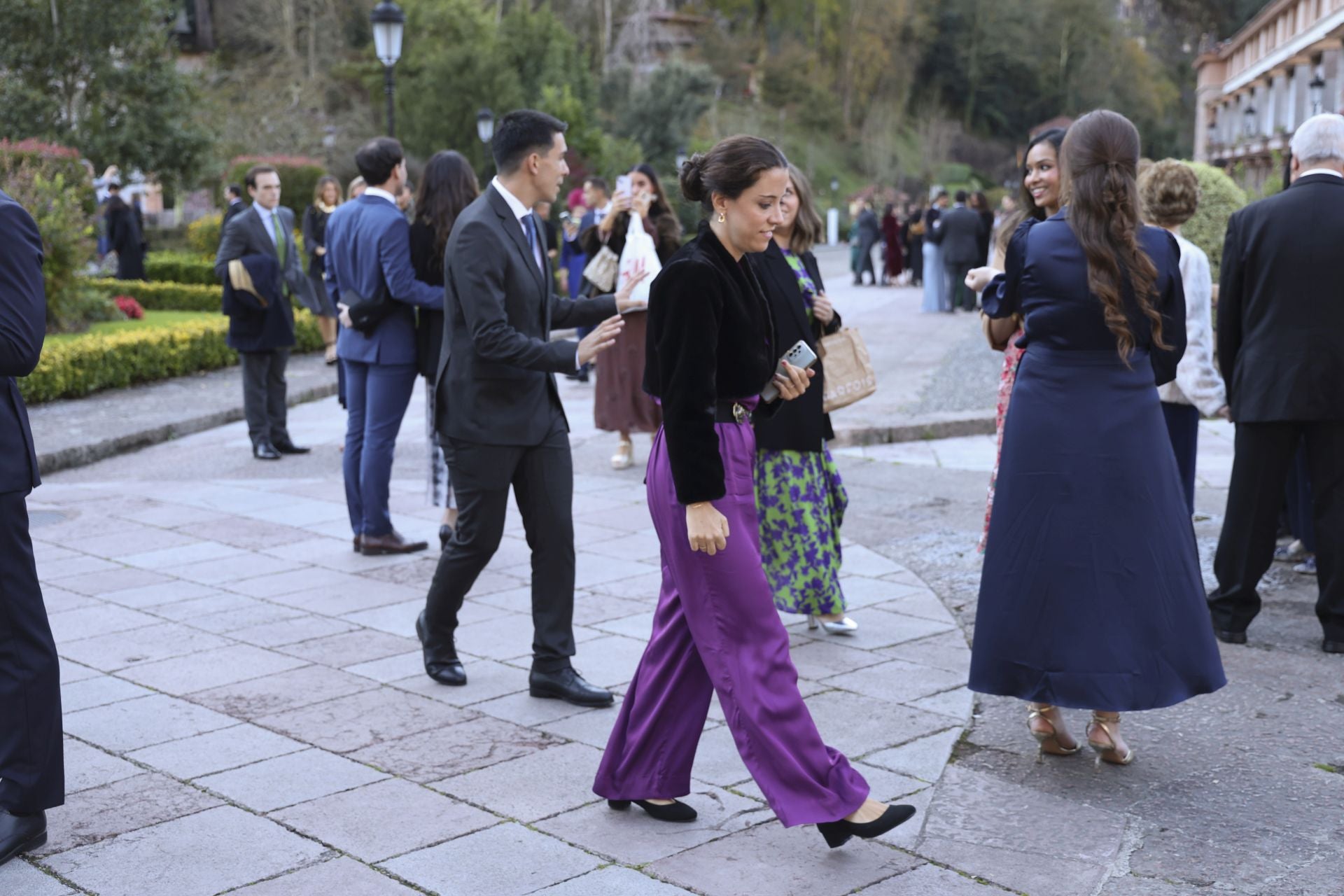 Boda de ensueño en Covadonga: Luz Cano y Alejandro Merino se casan en el Santuario