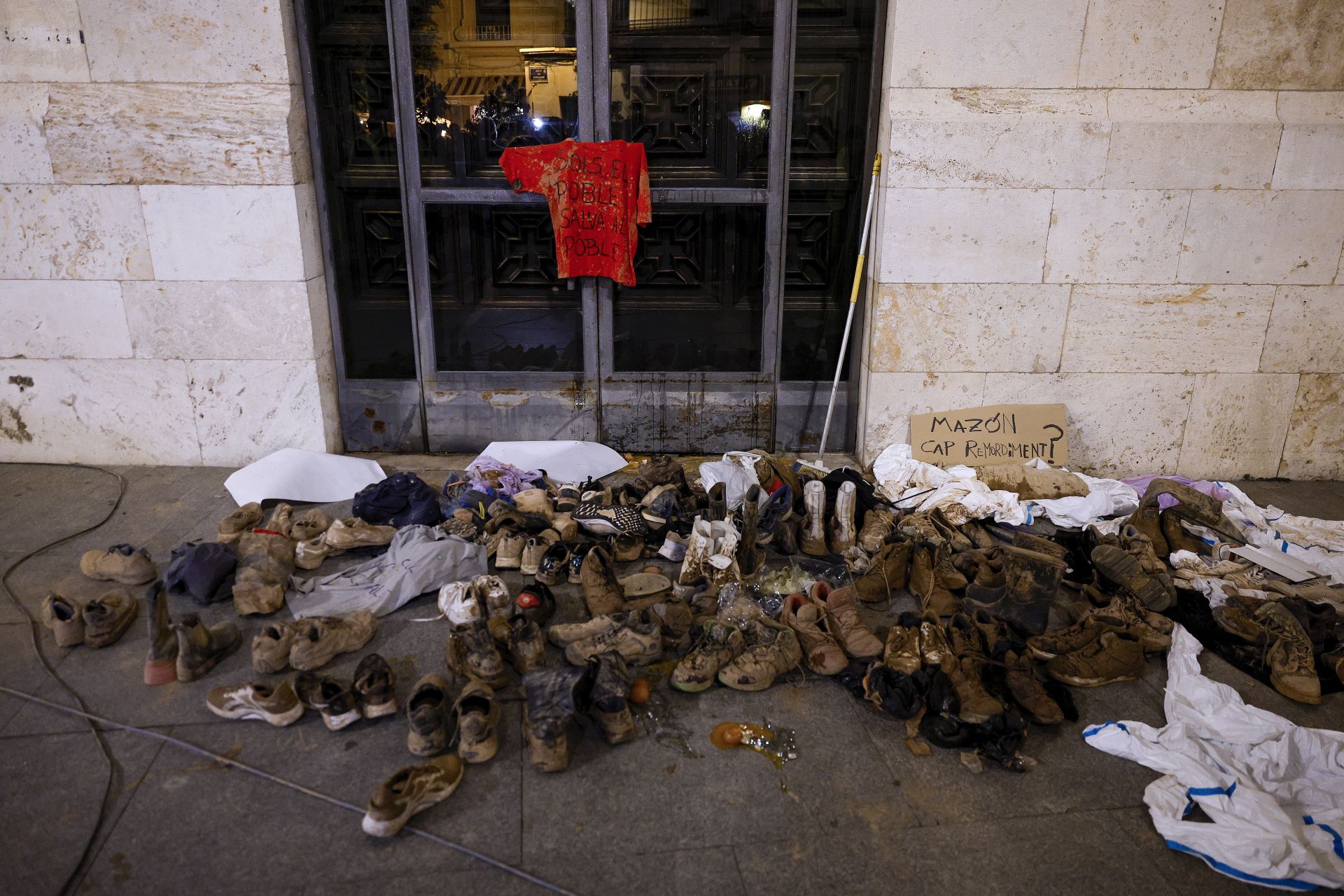 Así ha sido la multitudinaria manifestación en Valencia contra Carlos Mazón