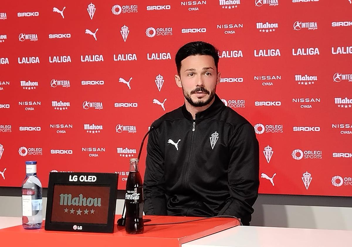Jesús Bernal, en la sala de prensa de Mareo.