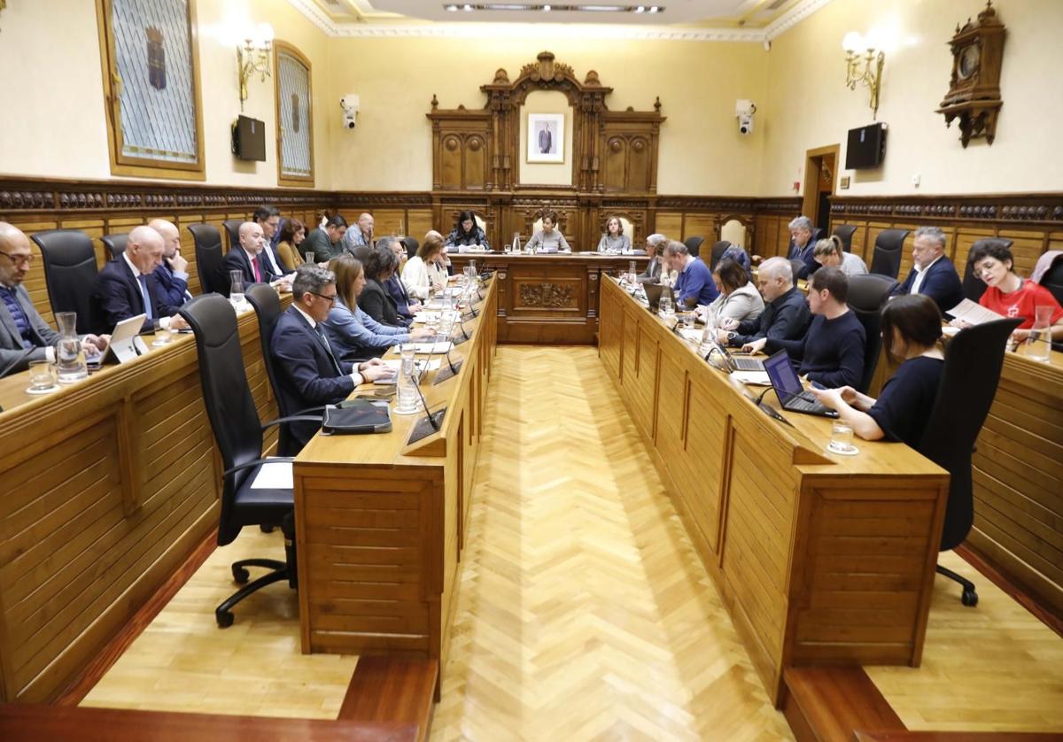 «¿Por qué va a ser Gijón la única ciudad sin un hospital privado de referencia?»