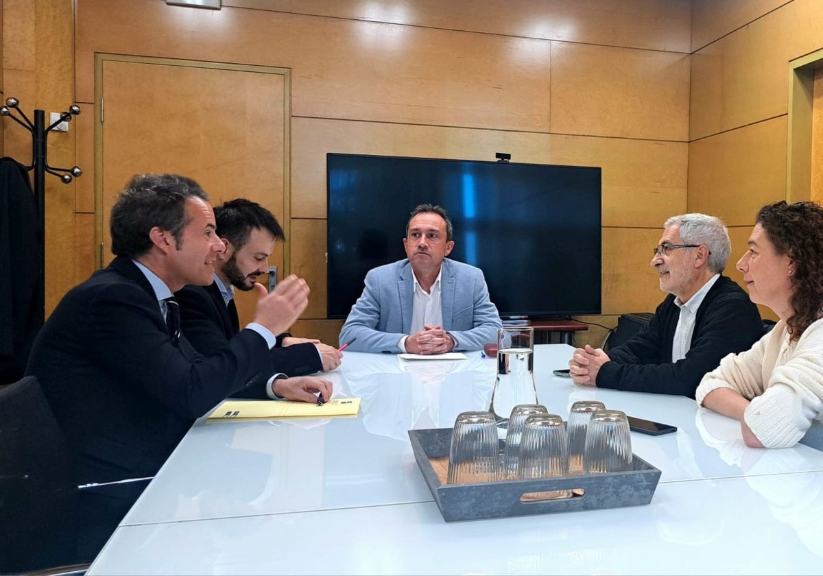 El Principado construirá al menos 300 viviendas de alquiler asequible en parcelas municipales de Oviedo