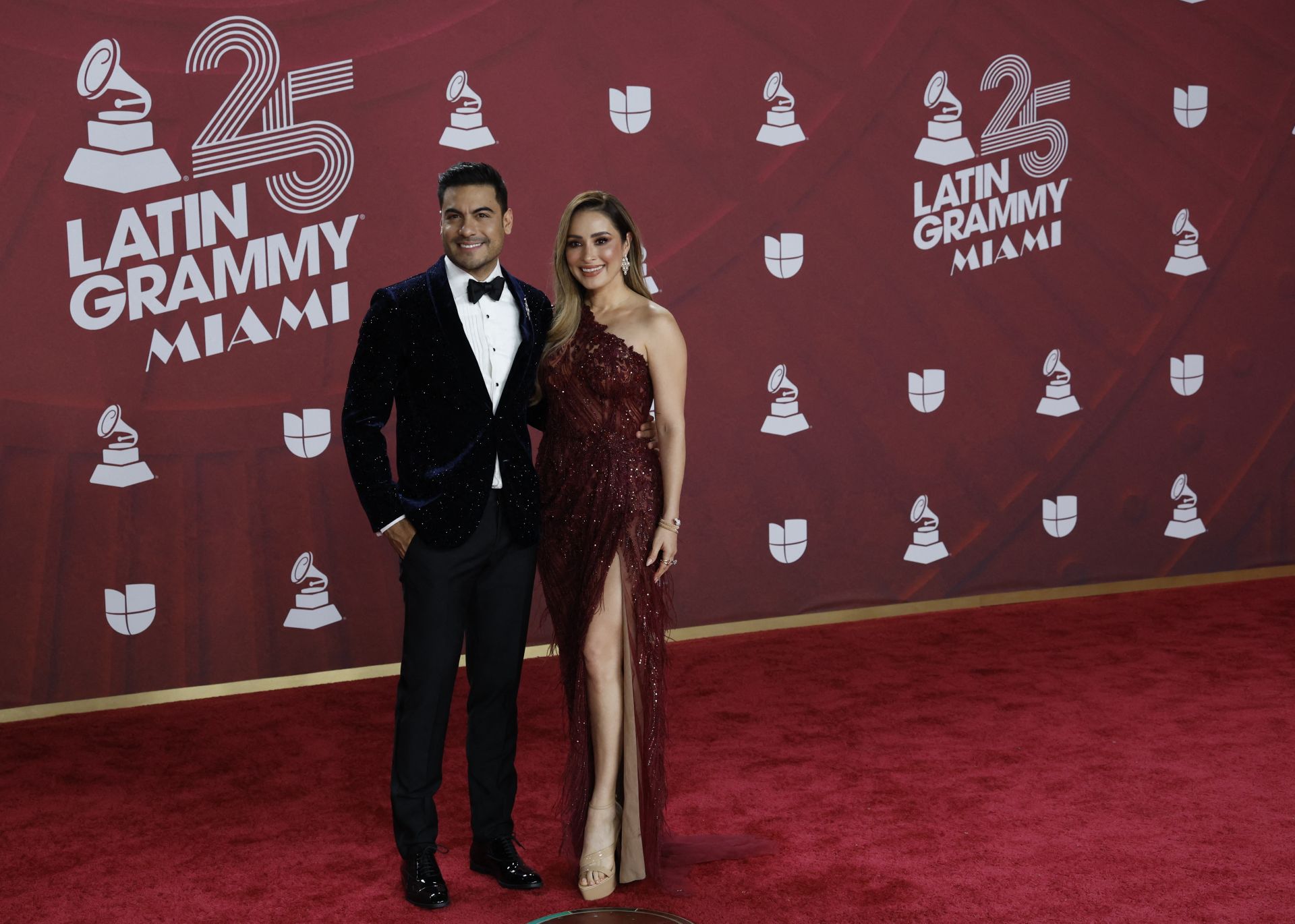Música y mucho estilo: las mejores imágenes de los Grammy Latinos 2024
