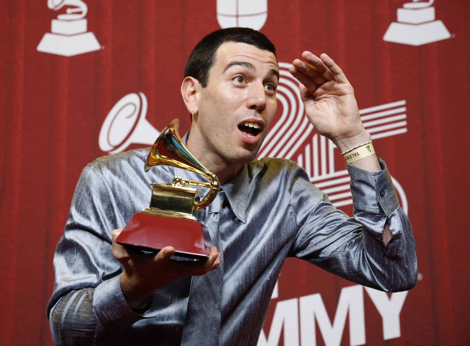 Música y mucho estilo: las mejores imágenes de los Grammy Latinos 2024