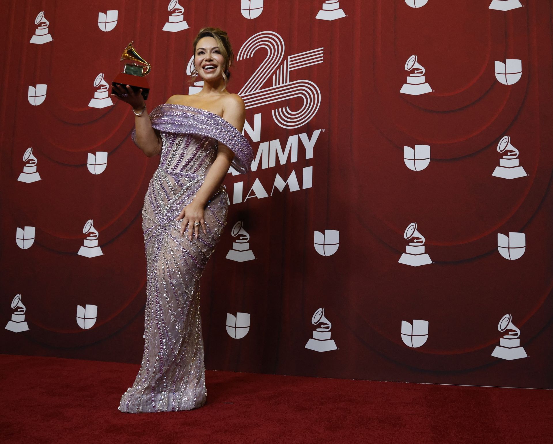 Música y mucho estilo: las mejores imágenes de los Grammy Latinos 2024