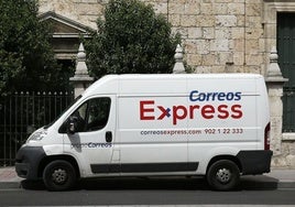 Un furgon de Correos Express.