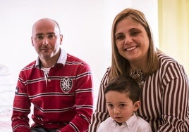 Una de las familias usuarias del servicio de alojamiento familiar de la asociación.