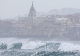 Oleaje en Gijón.