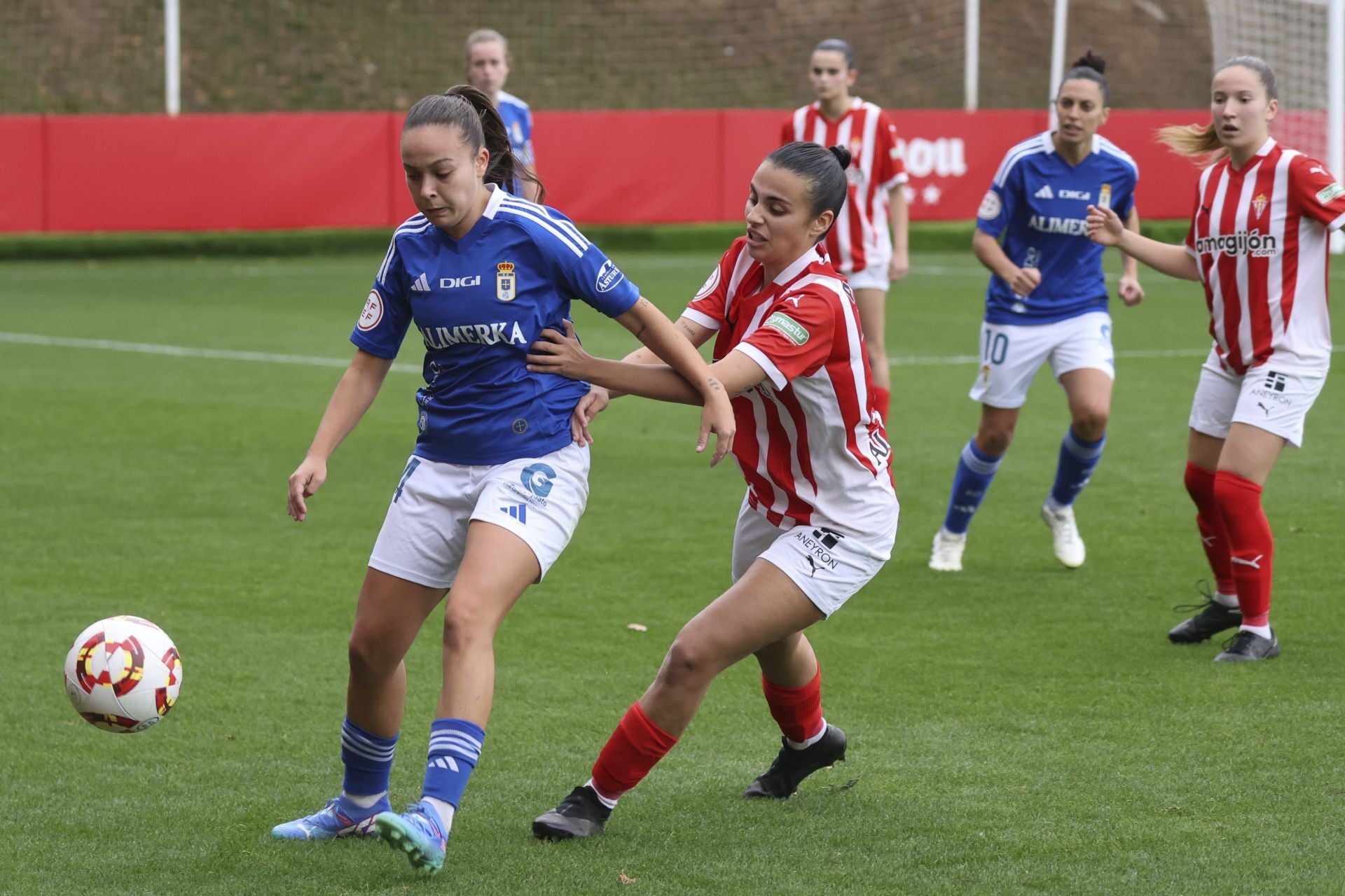 Las mejores imágenes del derbi femenino: Sporting de Gijón 2 - 0 Real Oviedo