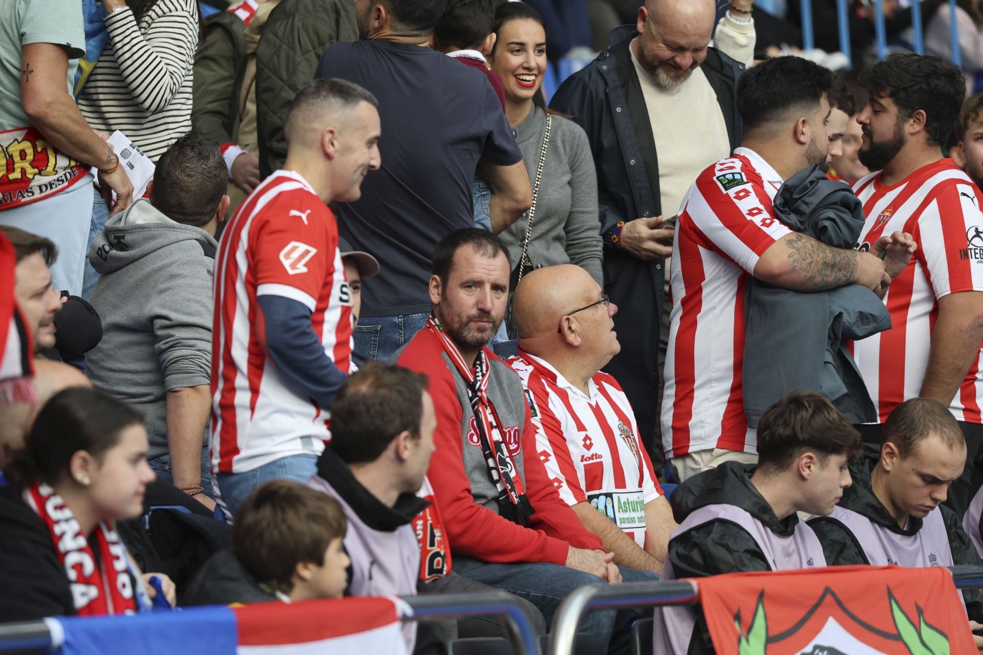 ¿Estuviste en Riazor animando al Sporting? ¡Búscate!