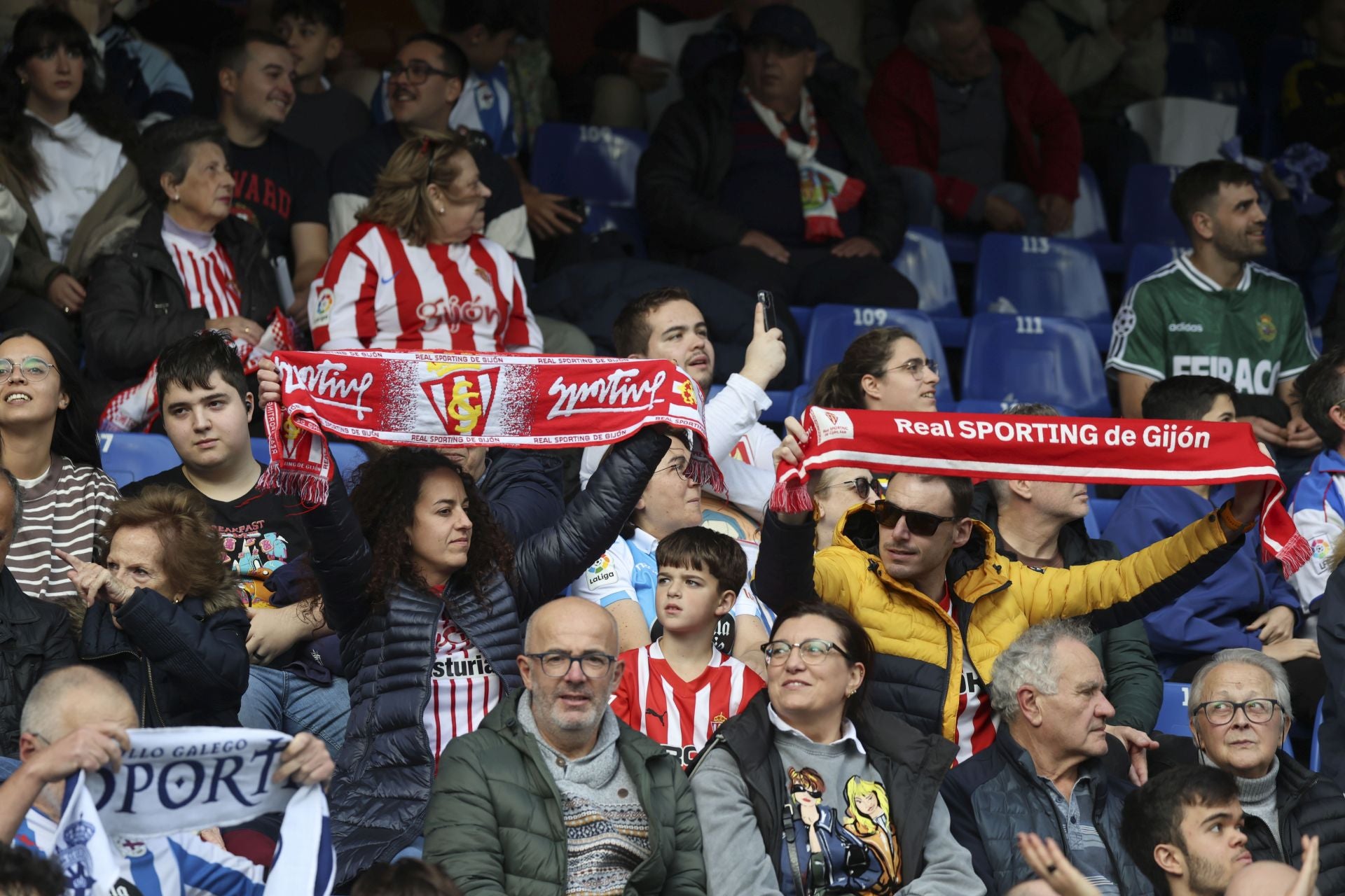 ¿Estuviste en Riazor animando al Sporting? ¡Búscate!
