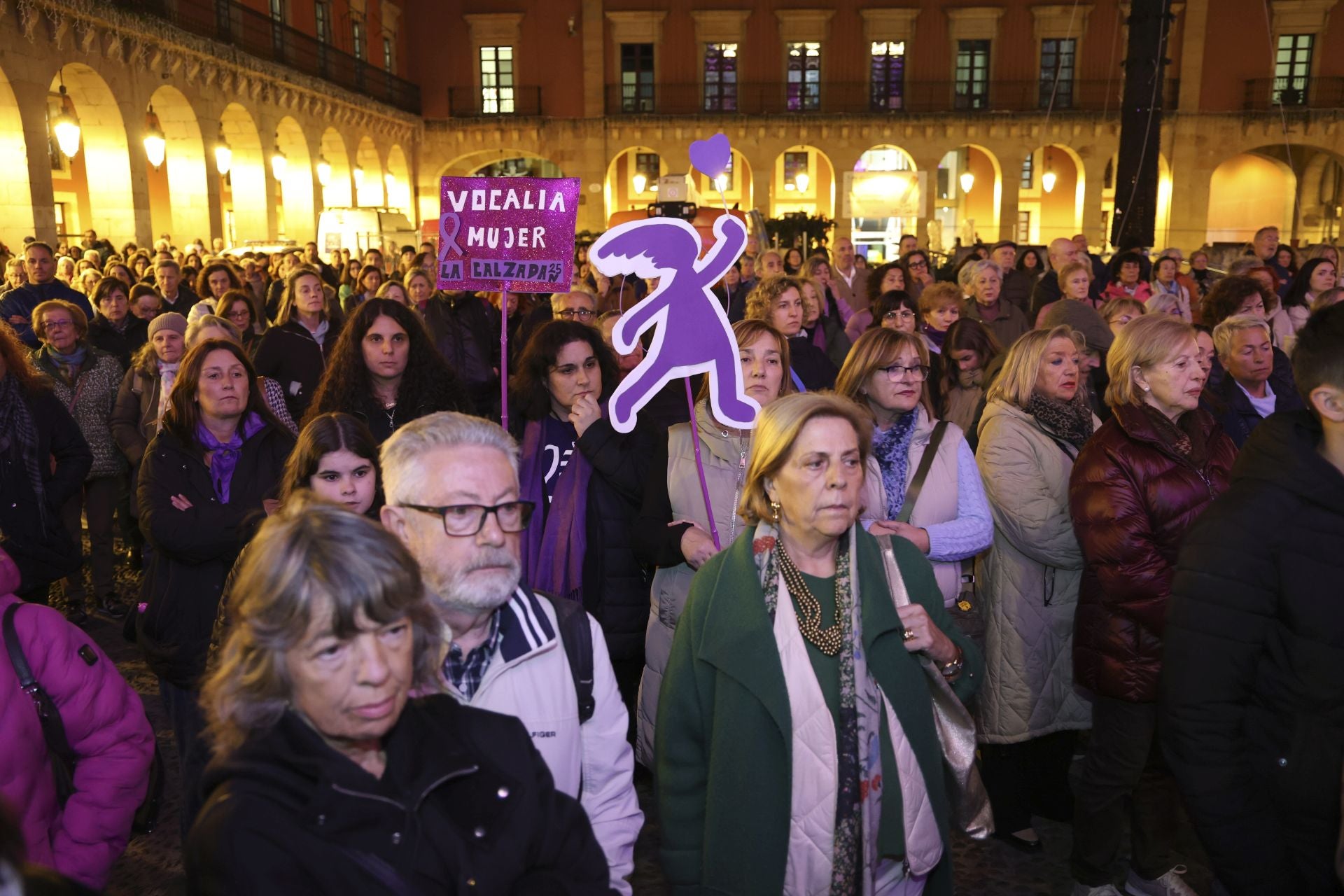 Gijón condena la violencia contra la mujer