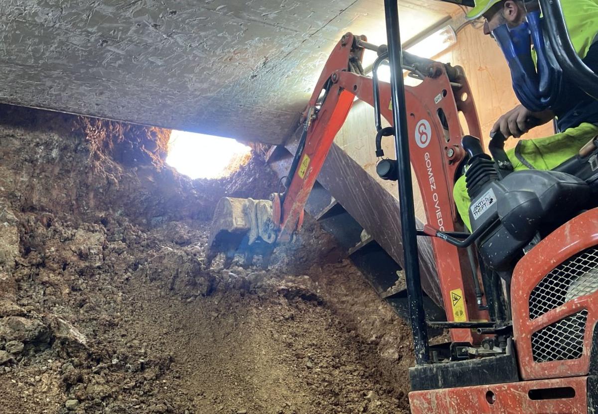 Se abre el túnel de la pasarela que conectará Lugones y La Fresneda