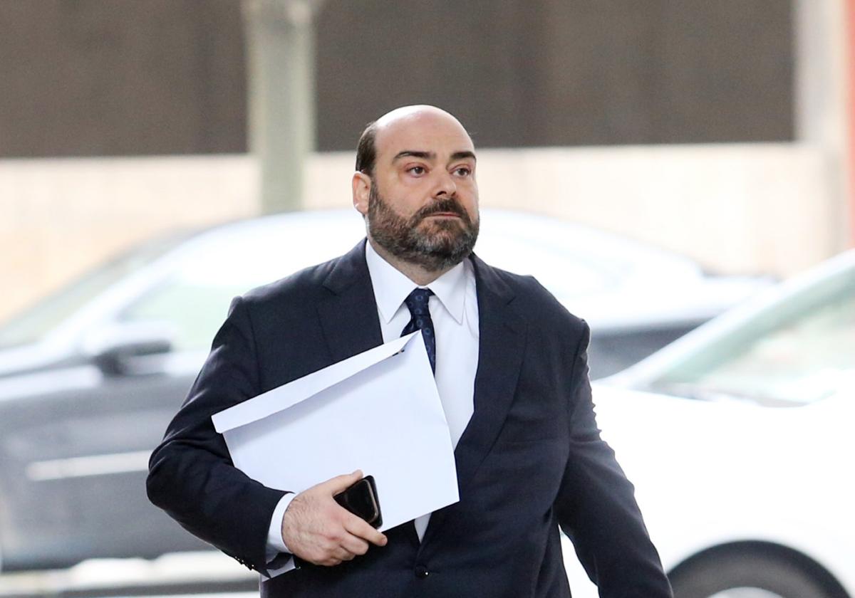 El juzgado archiva la causa contra Agustín Iglesias Caunedo por tráfico de influencias