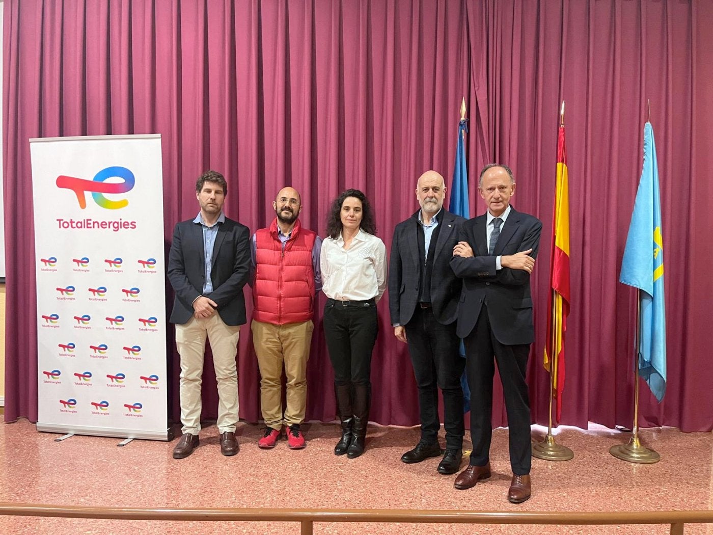Jorge García, Andrés Torrubia, Aurelia Bustos, Luciano Sánchez y Javier Sáenz de Jubera, en la jornada.