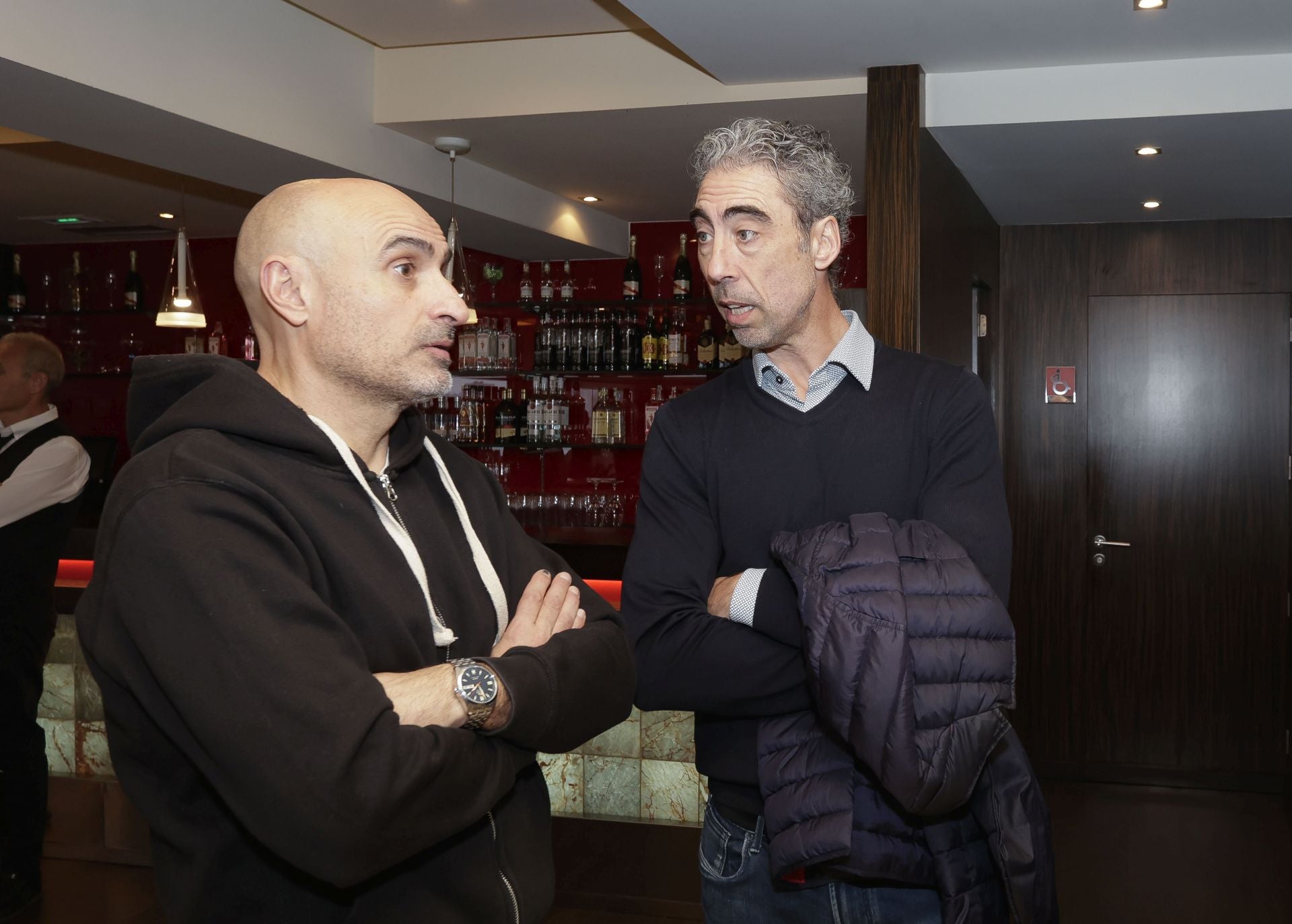 Roberto Canella, leyenda rojiblanca: así recibió la insignia de oro de los veteranos del Sporting