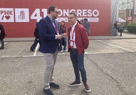 Adrián Barbón e Iván Fernández, en Sevilla.