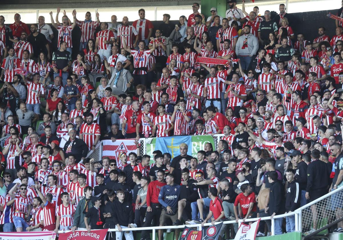 Aficionados del Sporting, durante el último partido contra el Racing en El Sardinero, celebrado el pasado mes de septiembre.