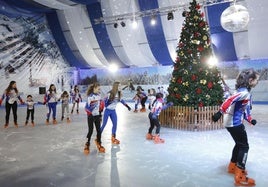 La pista de patinaje ubicada en el Solarón de Gijón.