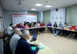 Reunión de la patronal de los supermercados y los sindicatos.