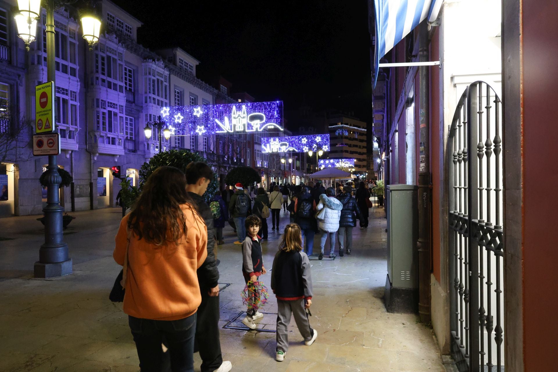 Las luces de Navidad de Avilés, en imágenes