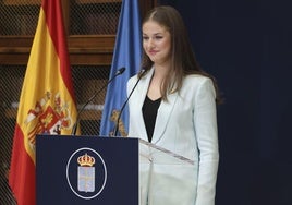 La Princesa Leonor durante su distinción como alcaldesa honoraria de Oviedo.