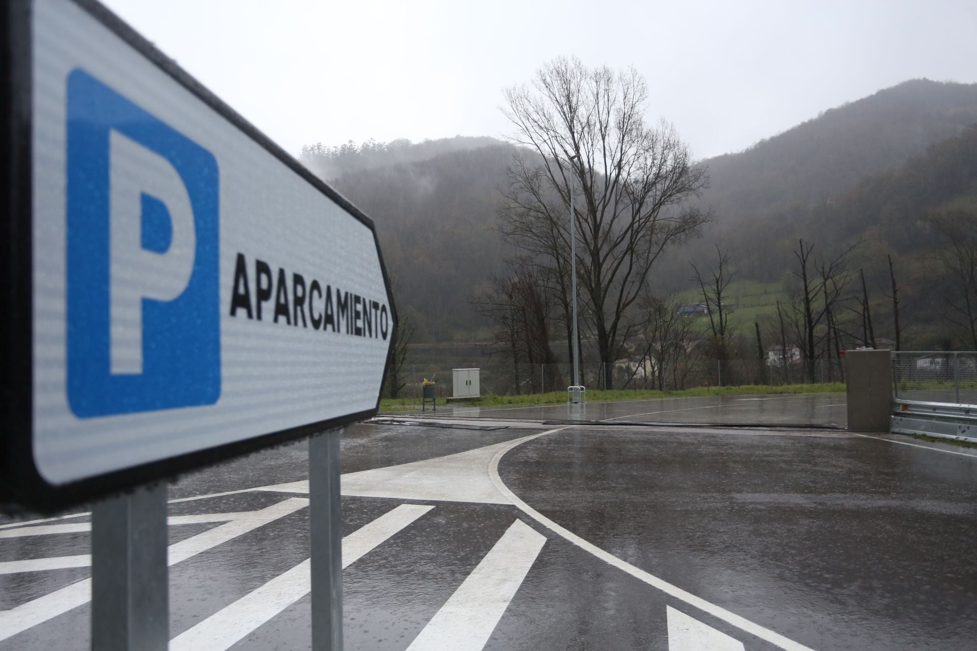 Nieve, lluvia y mucho frío en lo peor del temporal en Asturias