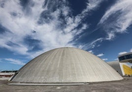 Cúpula del Centro Cultural Niemeyer de Avilés.