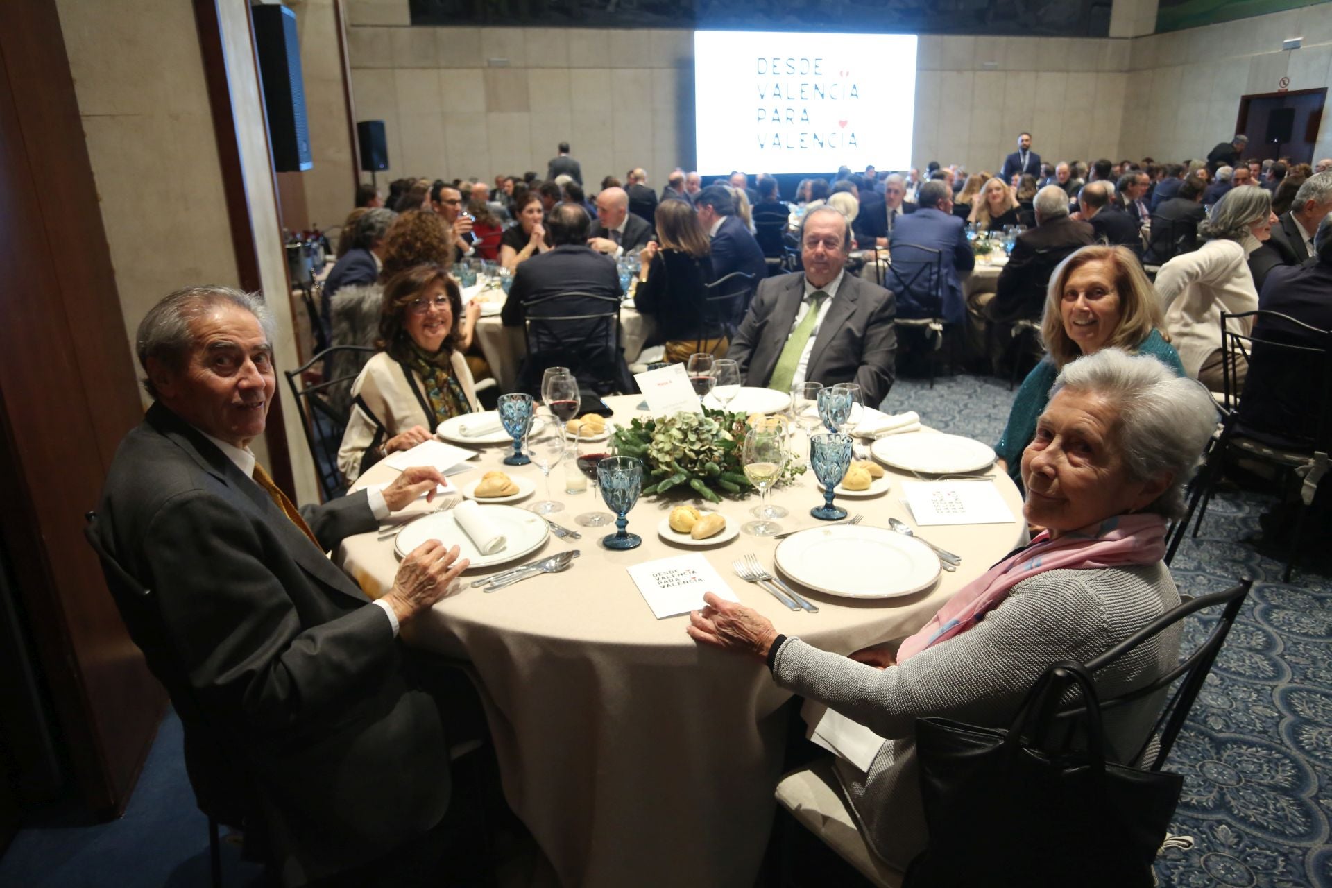 La cena solidaria &#039;Desde Asturias para Valencia&#039;, en imágenes